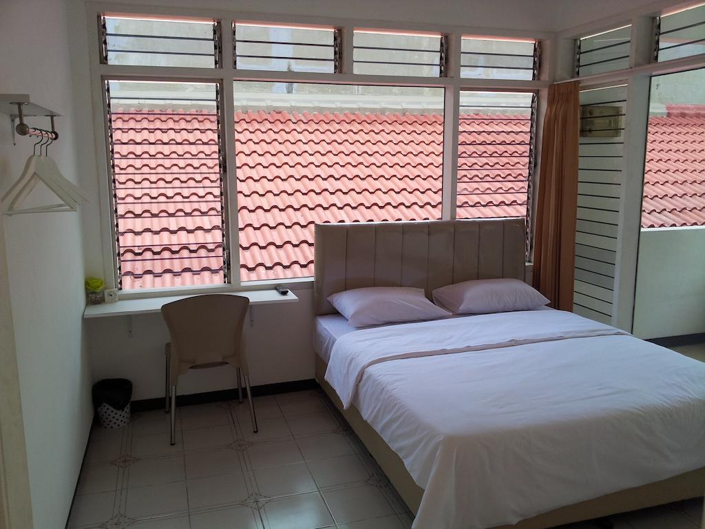 Loxy Inn Surabaya Rom bilde